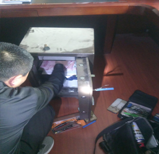 广州金沙洲开锁保险箱密码开锁