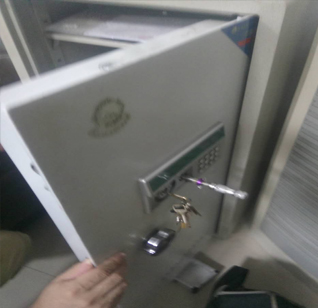 广州金沙洲开锁迪堡保险柜开锁